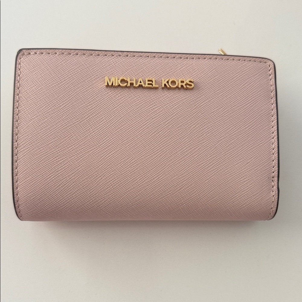 Michael Kors Blush Pink Wallet